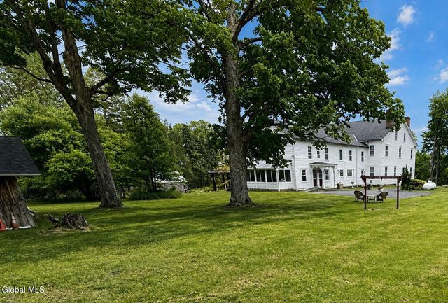 42 Schumann Road, Sand Lake, NY 12018