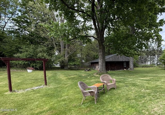 42 Schumann Road, Sand Lake, NY 12018