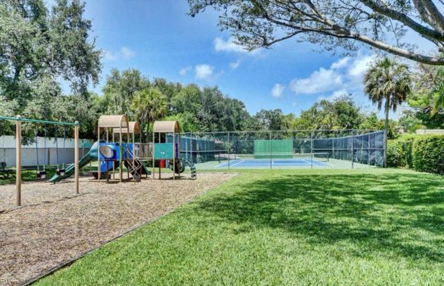 21088 Verde Trail, Boca Raton, FL 33433