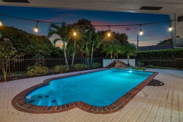 21088 Verde Trail, Boca Raton, FL 33433