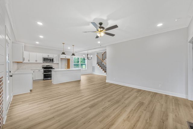 983 Palmyra Rd, Clarksville, TN 37040