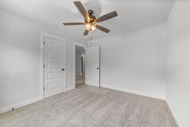 983 Palmyra Rd, Clarksville, TN 37040