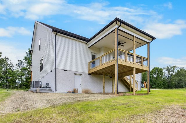 983 Palmyra Rd, Clarksville, TN 37040