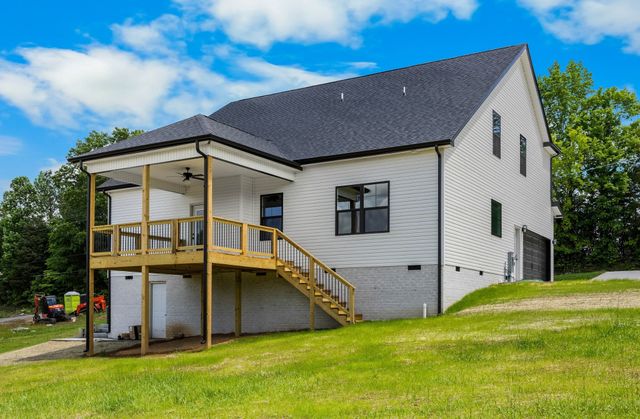 983 Palmyra Rd, Clarksville, TN 37040