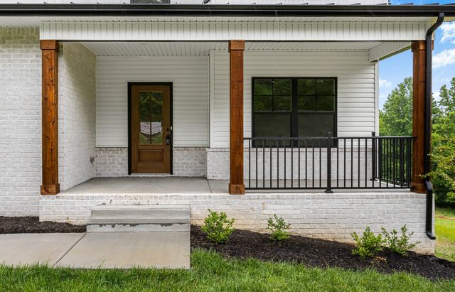 983 Palmyra Rd, Clarksville, TN 37040