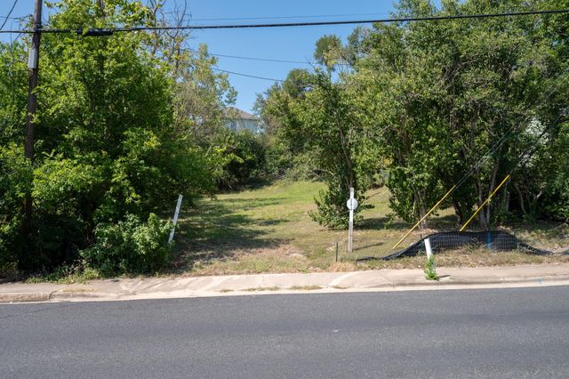 5005 Heflin LN, Austin, TX 78721