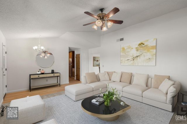 456 E, Warren Avenue, Bakersfield, CA 93308