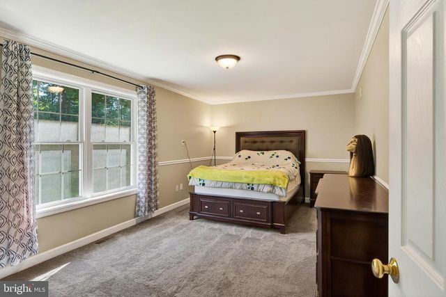 15 SAWGRASS DR, Reading, PA 19606