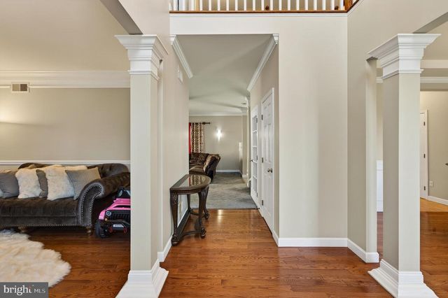 15 SAWGRASS DR, Reading, PA 19606