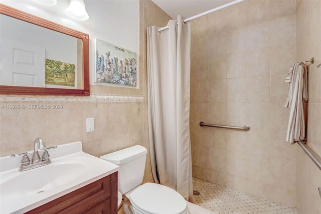 6810 SW 51 St., Miami, FL 33155