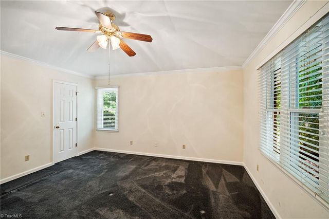 2350 Oakton Drive, Clemmons, NC 27012