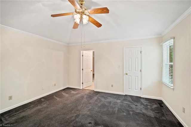 2350 Oakton Drive, Clemmons, NC 27012