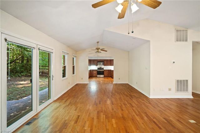 2350 Oakton Drive, Clemmons, NC 27012