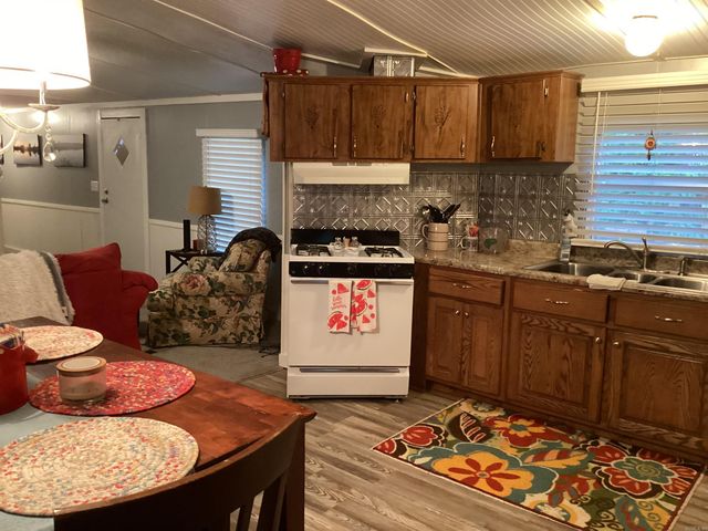 60 Andrea Ln., Greers Ferry, AR 72067