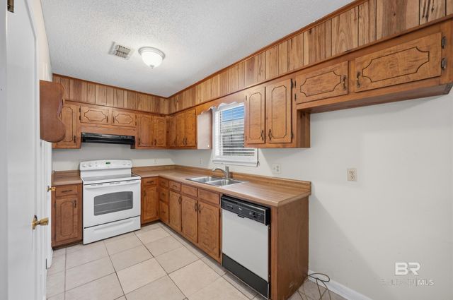 38539 County Road 39, Bay Minette, AL 36507