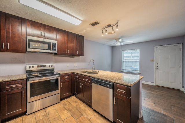 5003 Maryanna Way, North Richland Hills, TX 76180