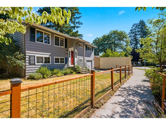 17717 Ne PACIFIC St, Portland, OR 97230