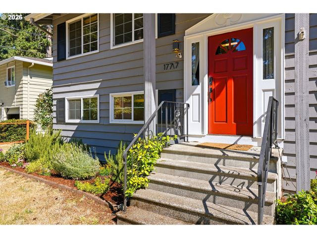 17717 Ne PACIFIC St, Portland, OR 97230