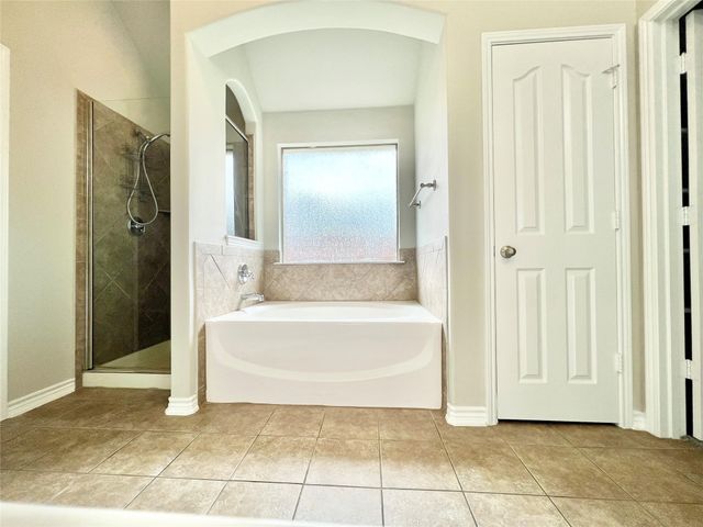 3553 FURLONG Way, Fort Worth, TX 76244