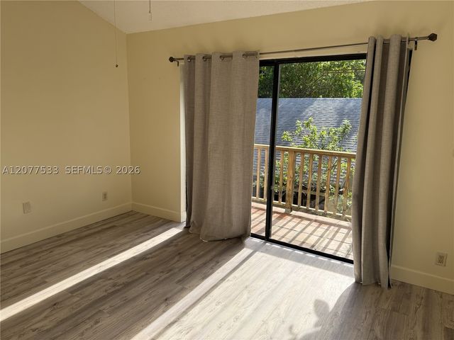 3165 Center St 1, Miami, FL 33133