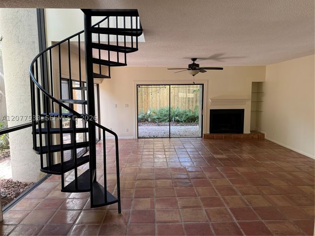 3165 Center St 1, Miami, FL 33133