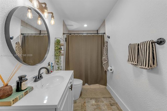 16340 SW 276th Ter, Homestead, FL 33031