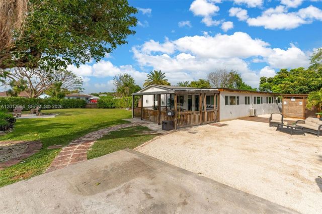 16340 SW 276th Ter, Homestead, FL 33031