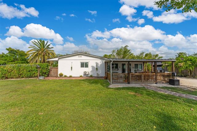16340 SW 276th Ter, Homestead, FL 33031