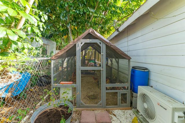 16340 SW 276th Ter, Homestead, FL 33031