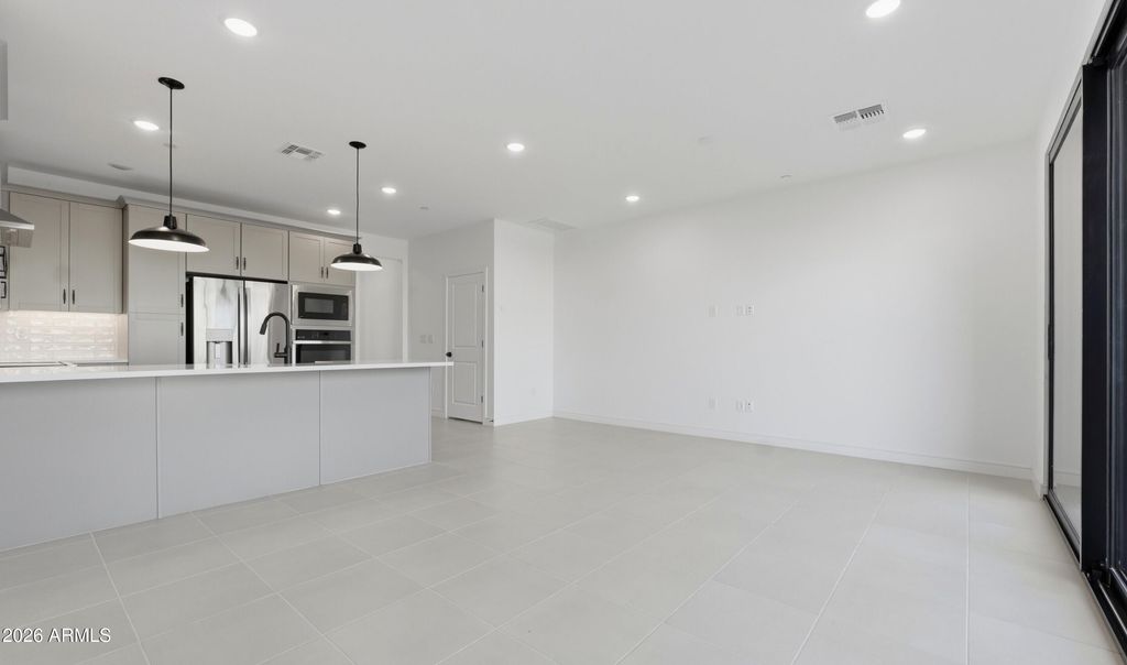 5820 S 35th Way, Phoenix, AZ 85040 — photo 5