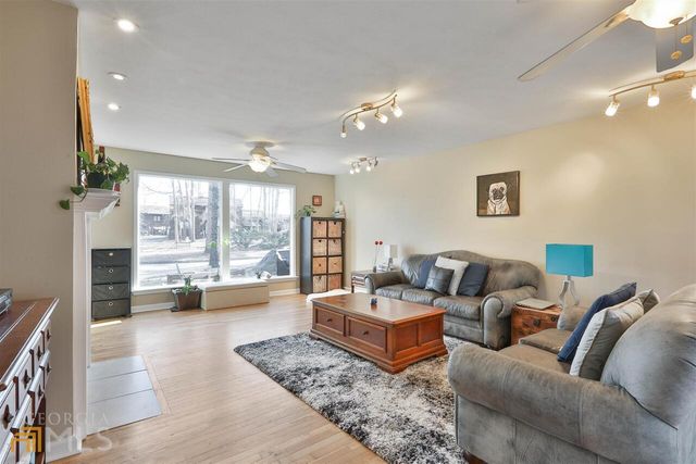 13 Northlake Drive 13, Peachtree City, GA 30269