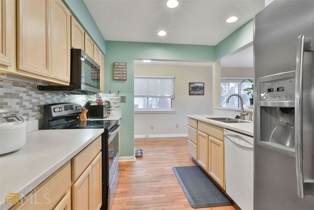 13 Northlake Drive 13, Peachtree City, GA 30269