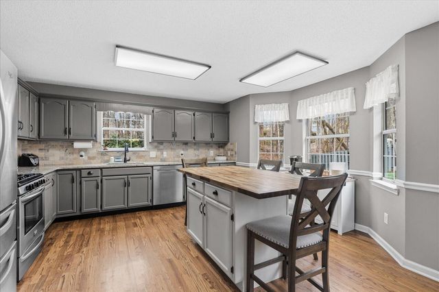 10075 Larkspur Drive, Ooltewah, TN 37363