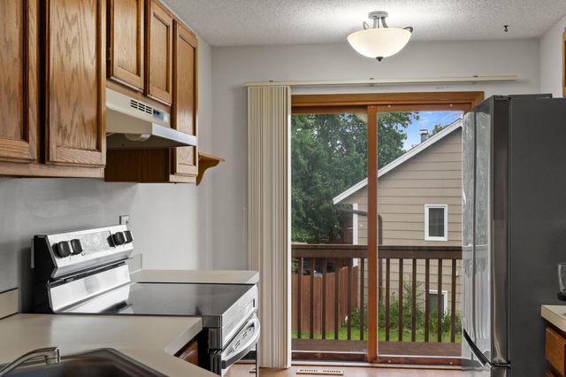 7486 Vinewood Court, Maple Grove, MN 55311