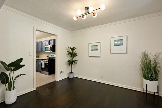 5718 Edith Avenue, Kansas City, KS 66104