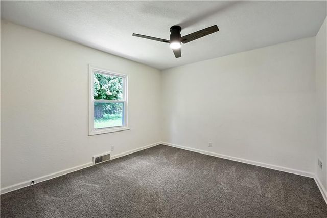 5718 Edith Avenue, Kansas City, KS 66104