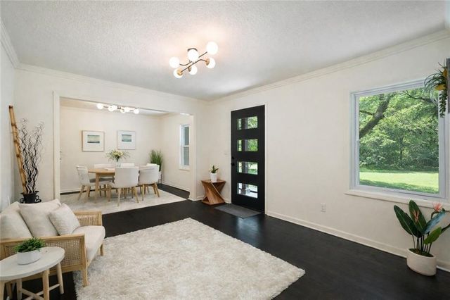 5718 Edith Avenue, Kansas City, KS 66104