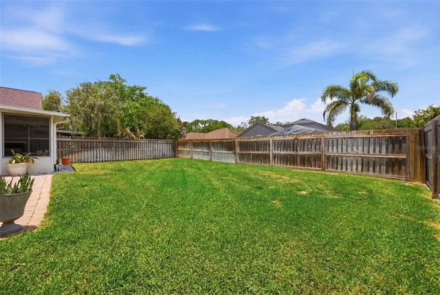 12327 GLENFIELD AVENUE, Tampa, FL 33626