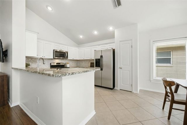 12327 GLENFIELD AVENUE, Tampa, FL 33626