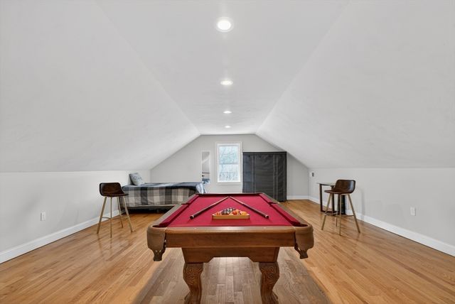 1 Glen St B, Framingham, MA 01702