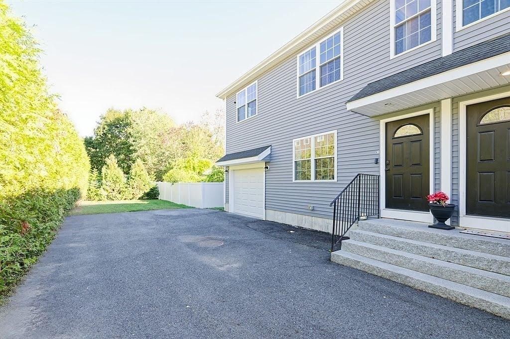 1 Glen St B, Framingham, MA 01702