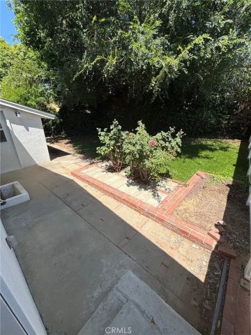 7944 Moorcroft, Canoga Park, CA 91304