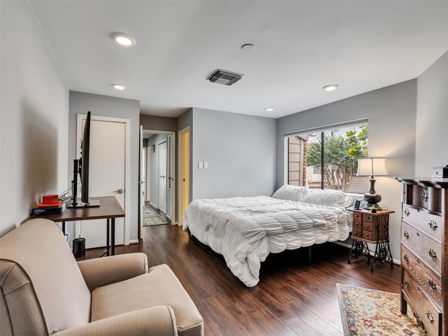 1829 Augusta Drive 10, Houston, TX 77057