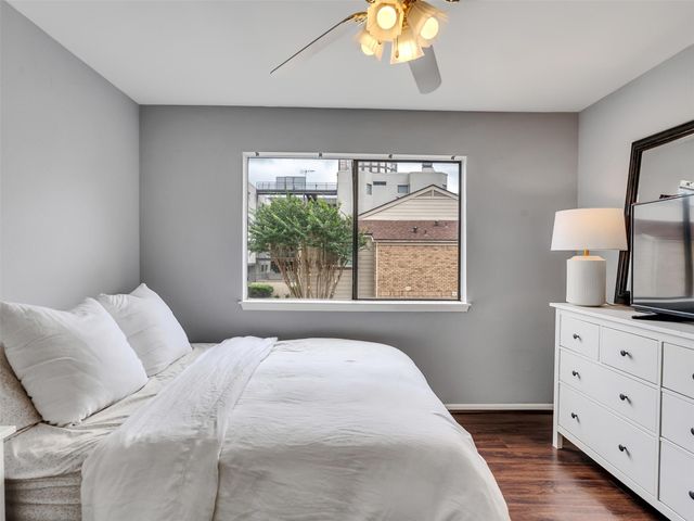 1829 Augusta Drive 10, Houston, TX 77057