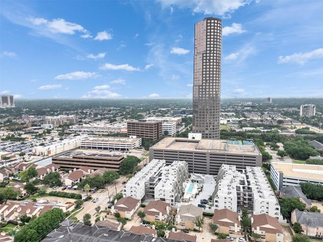 1829 Augusta Drive 10, Houston, TX 77057
