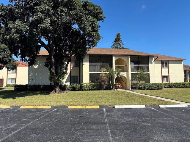 4962 Sable Pine A2 Circle A2, West Palm Beach, FL 33417