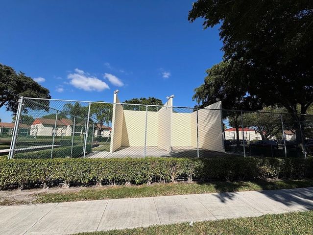 4962 Sable Pine A2 Circle A2, West Palm Beach, FL 33417