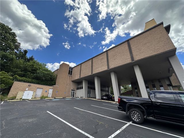 2021 S Braddock Ave, Swissvale, PA 15218