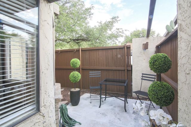 821 Dublin Drive 219, Richardson, TX 75080