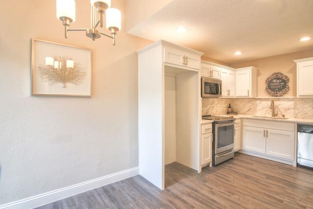 821 Dublin Drive 219, Richardson, TX 75080